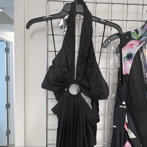 NWT NICOLE MILLER Black Cutout Halter Gown Medium $500 - Picture 5 of 6